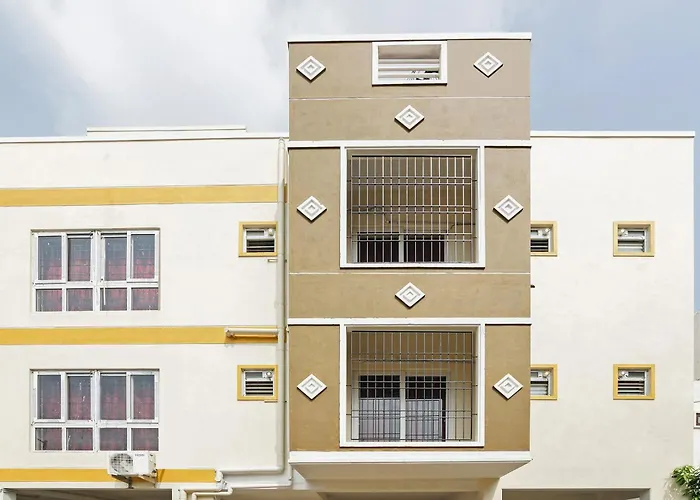 Super Collection O Skypix Hotel Chennai